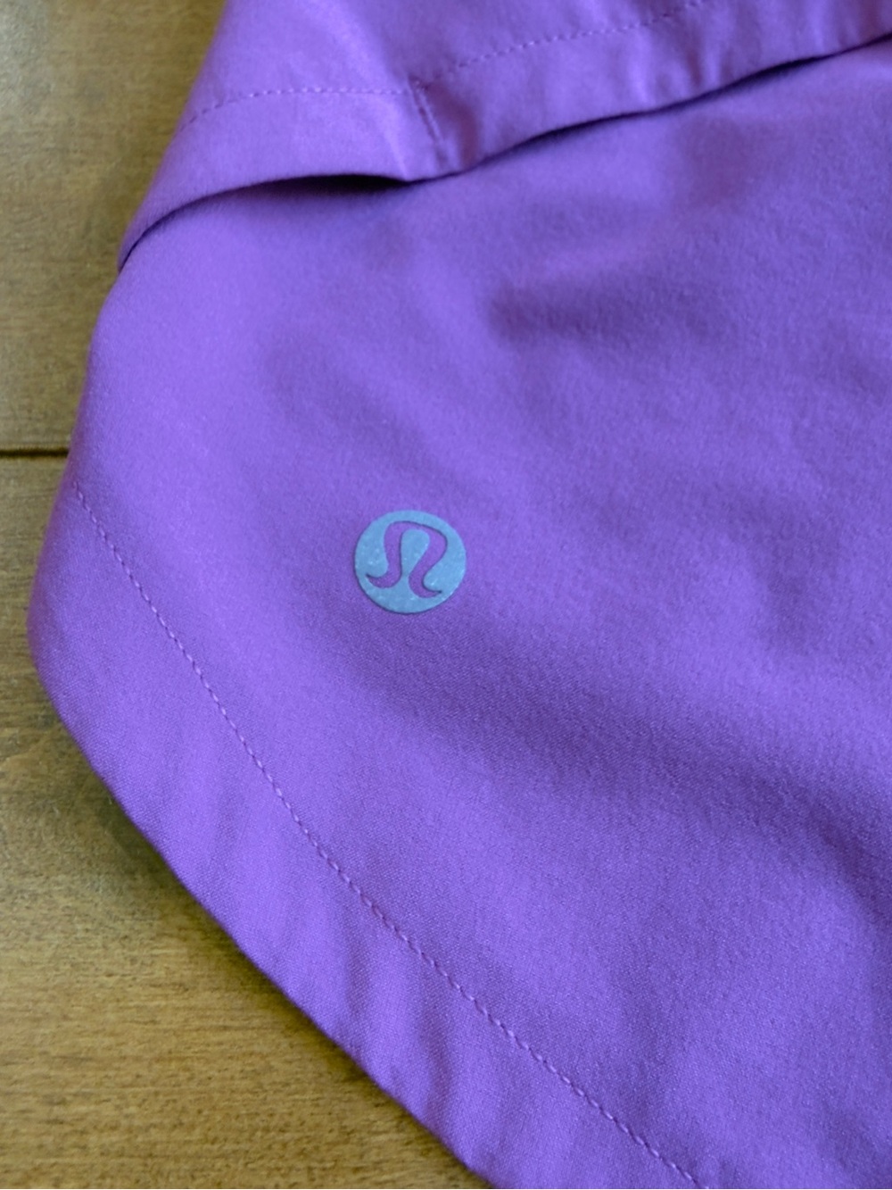 Lululemon athletica Hotty Hot Women's Magenta Athletic Shorts - Picture 5 of 9